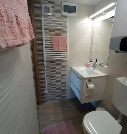Apartament Kekhaz Vendeghaz