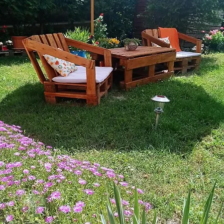 Apartament Kekhaz Vendeghaz *