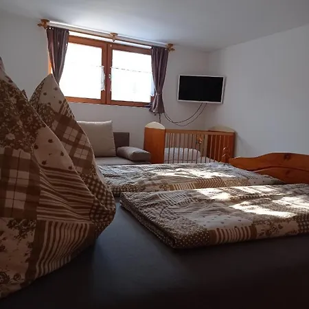Kekhaz Vendeghaz Daire Écs