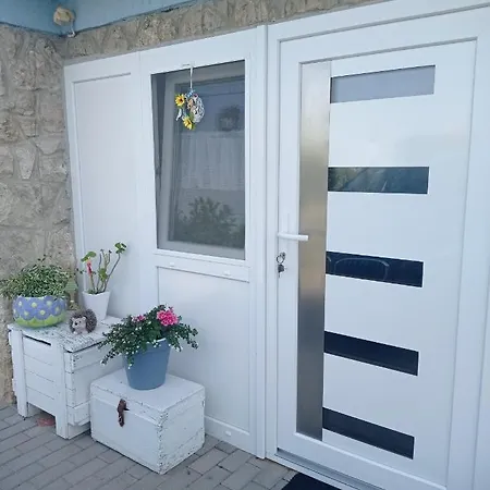 Kekhaz Vendeghaz Apartament Écs