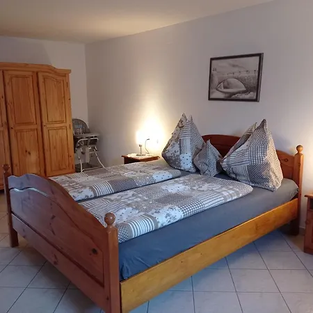 Kekhaz Vendeghaz Apartament Écs