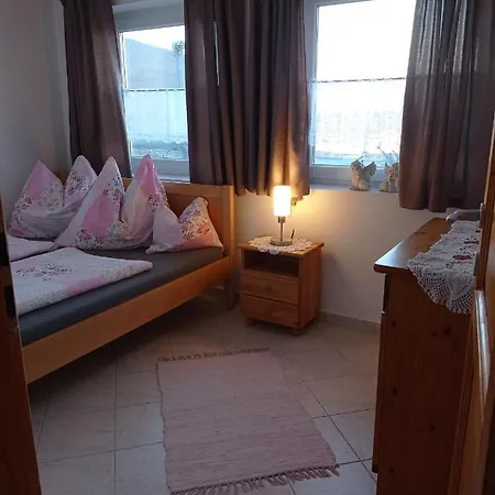 Kekhaz Vendeghaz Apartament Écs